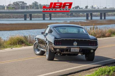 1967-Mustang-GT-0012