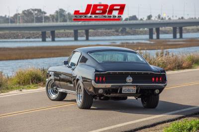 1967-Mustang-GT-0013