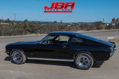 1967-Mustang-GT-0025