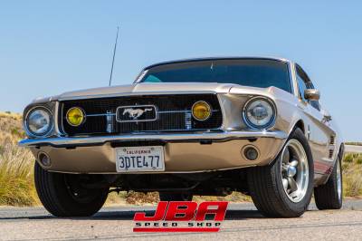 1967-Mustang-Fastback-Gold-0003