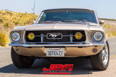 1967-Mustang-Fastback-Gold-0004