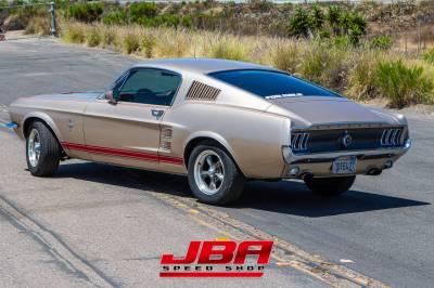 1967-Mustang-Fastback-Gold-0009