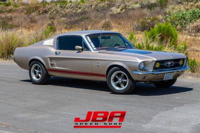 1967-Mustang-Fastback-Gold-0017