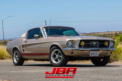 1967-Mustang-Fastback-Gold-0019